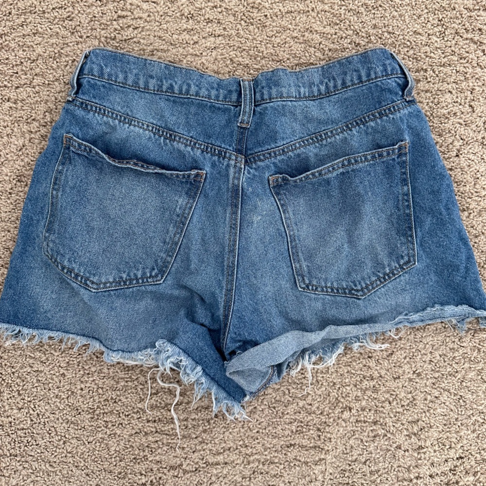 Celebrity Pink Shorts - Picture 2 of 3